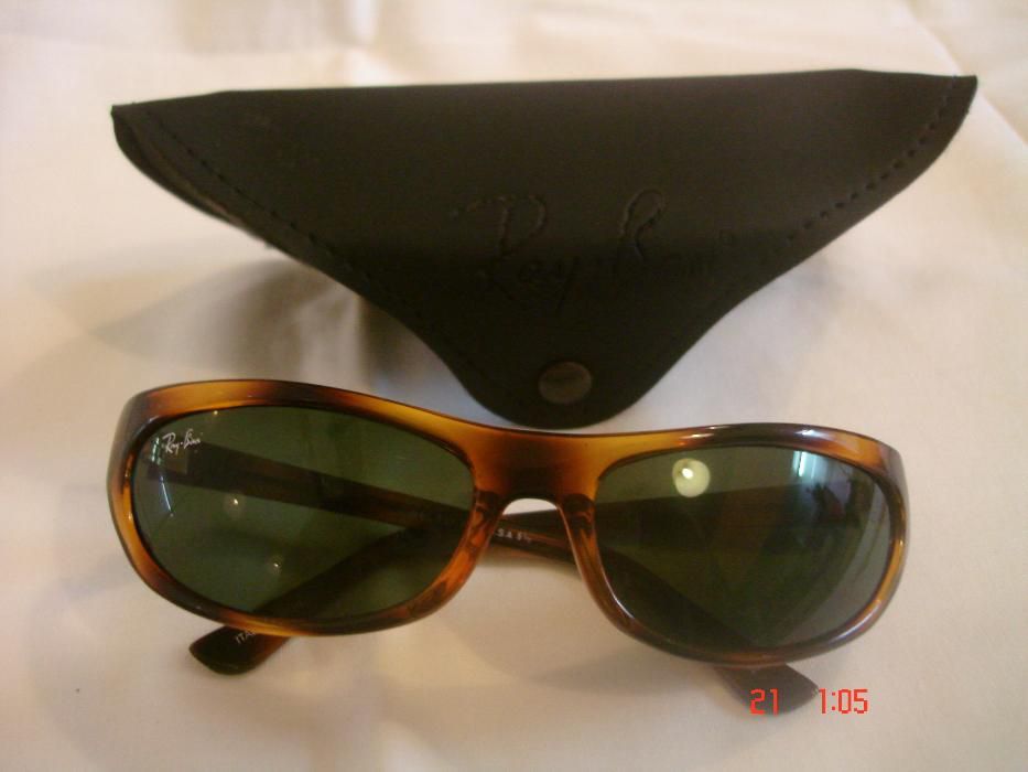 Vários Oculos de Sol Originais com pouco uso