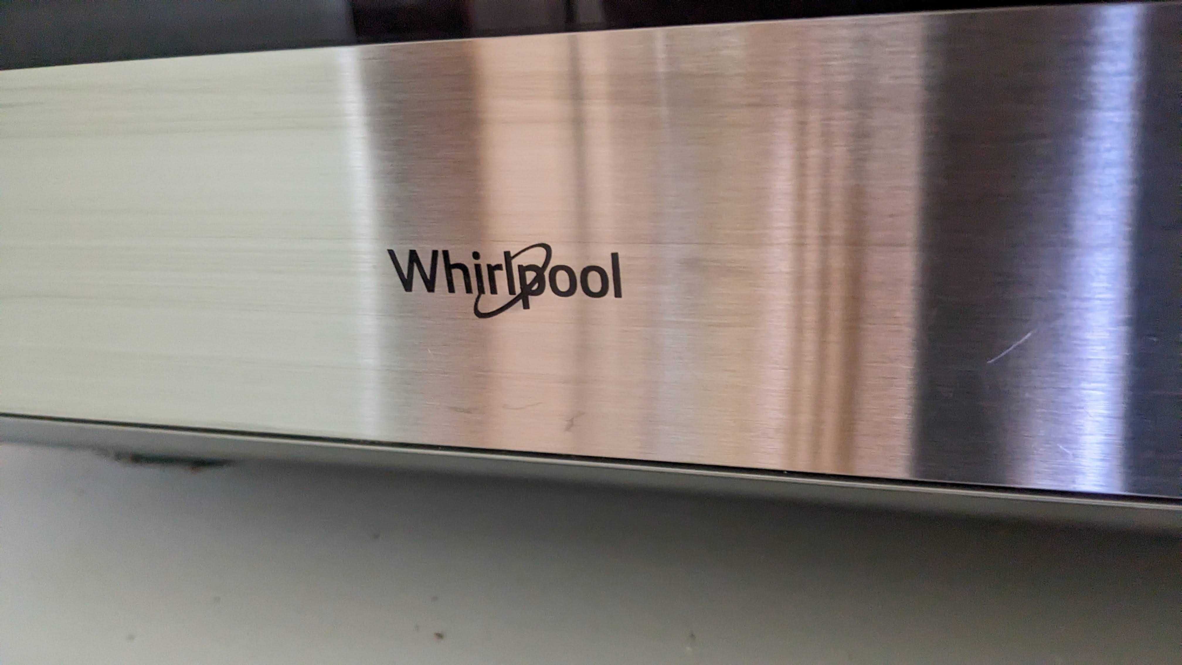 Mikrofala Whirlpool JT479