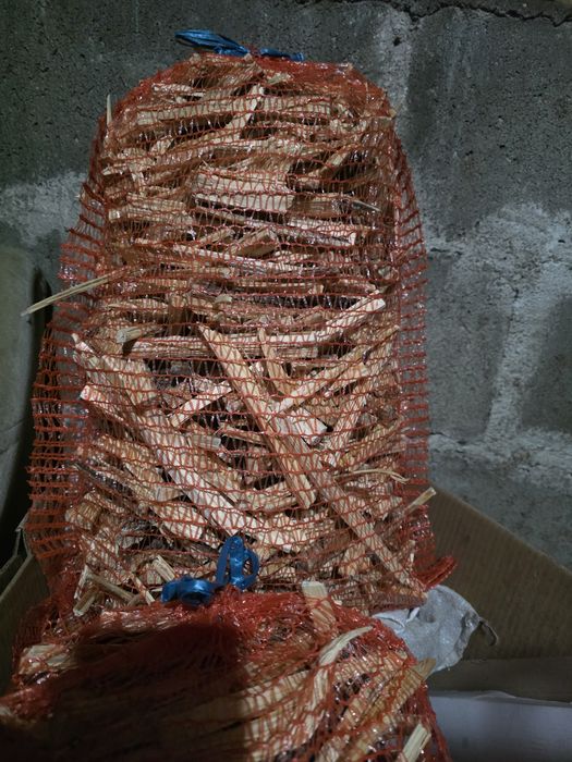 Podpałka sosnowa szczypki smolne smolniak