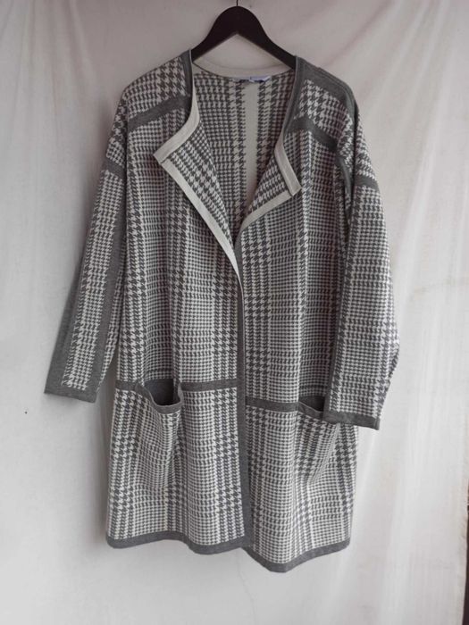 NOOOWY UNIKAT płaszczyk  włoski krata   rozm.44/46 damski