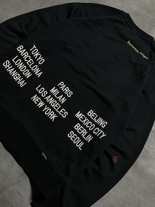 Nike World Tour Crew Sweatshirt свитшот худи зипка кофта найк
