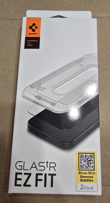 Szkło hartowane Spiegen iPhone 16 Pro Max