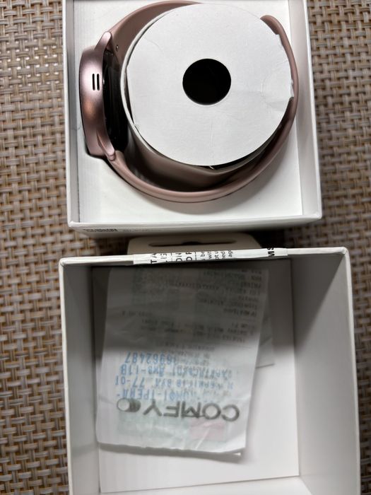 Продам б/в смарт-годинник Samsung Galaxy Watch Active2