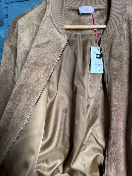 Новый велюровый бомбер