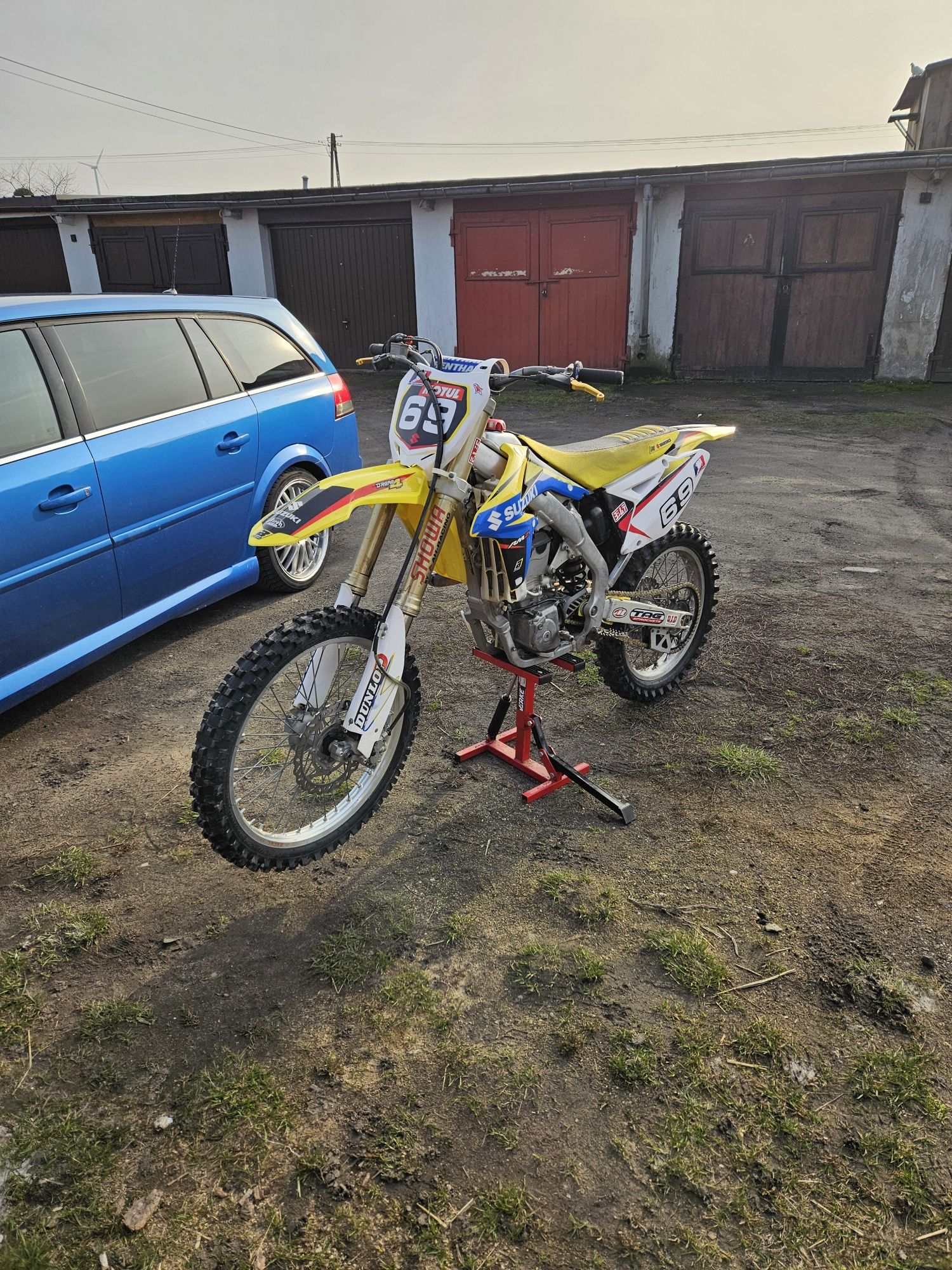 Suzuki RMZ 450 Zamiana