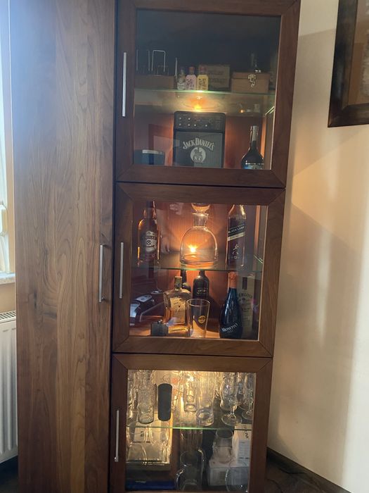 Barek , podswietlany dębowy             ,