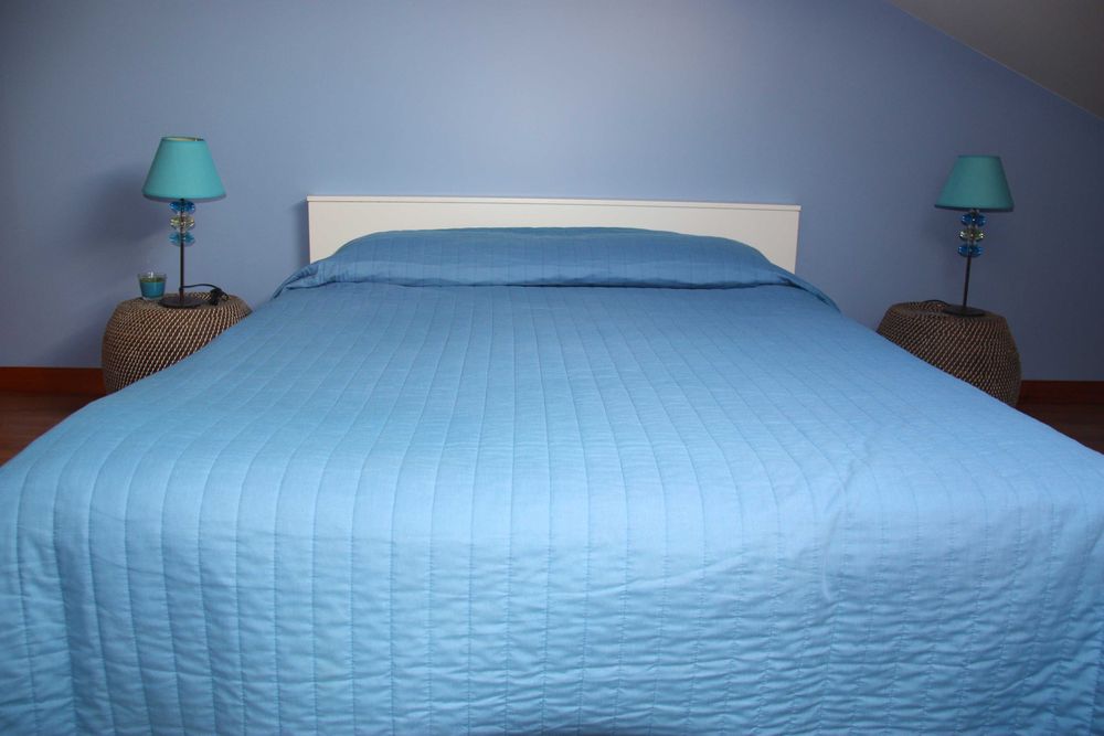 Cama de casal com colchão incluído