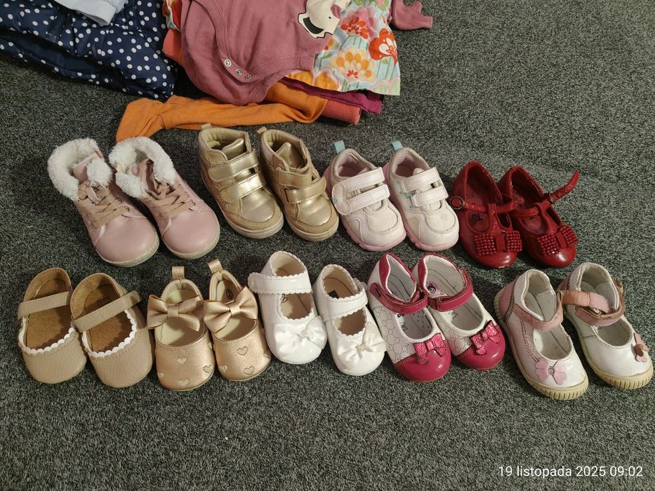 Paka ubranek dla dziewczynki 62-68 i bucików
