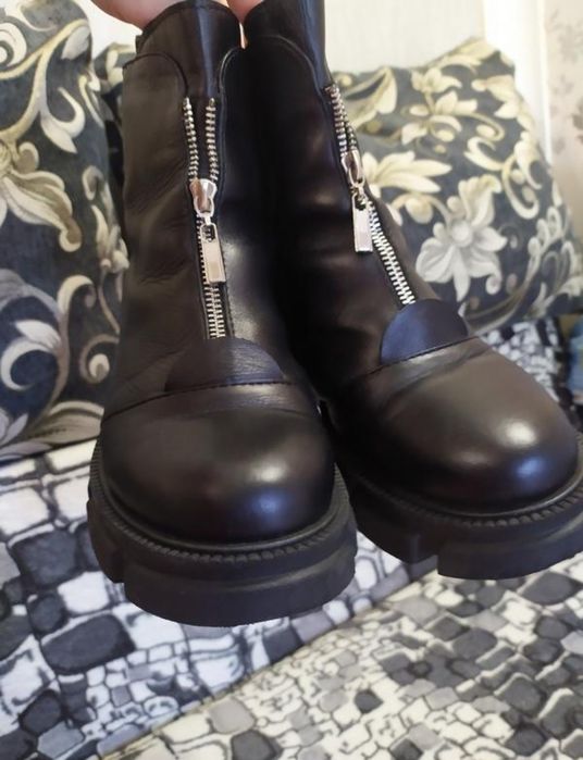 Шкіряні черевики ботінки весняні