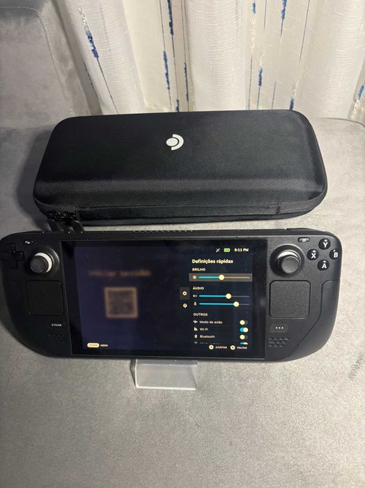 Steam Deck LCD 64GB com mala de viagem e pelicula
