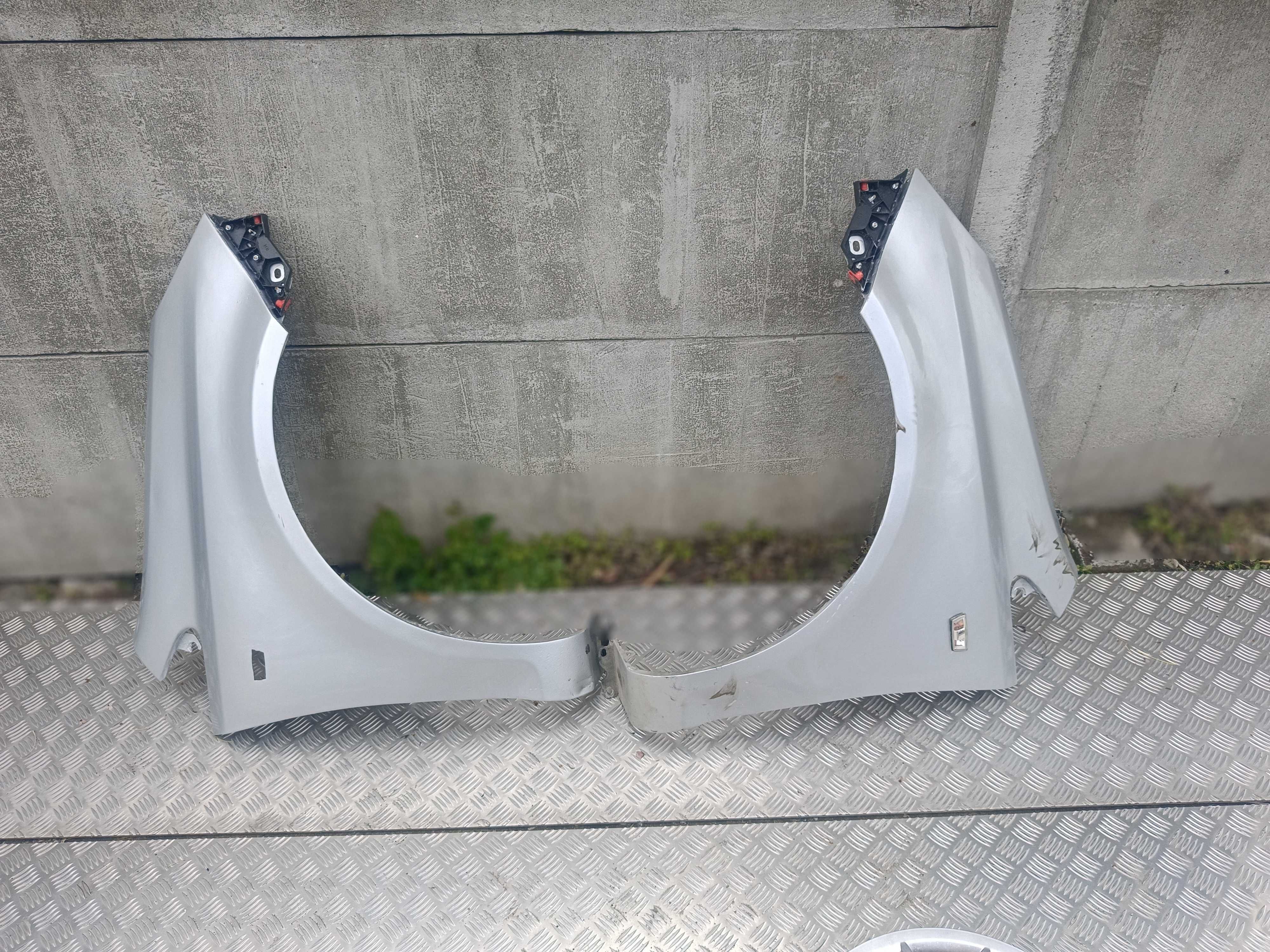 Błotnik Lewy Przód / Prawy Przód Opel Corsa D Z157