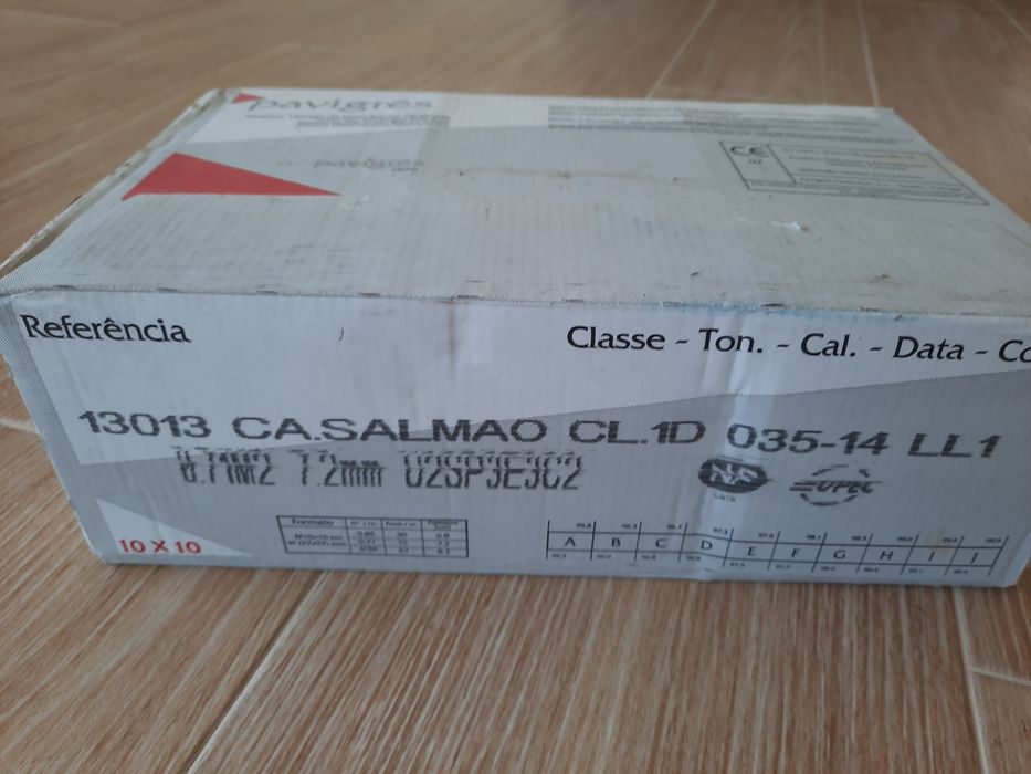 6 caixas de revestimento Pavigrés