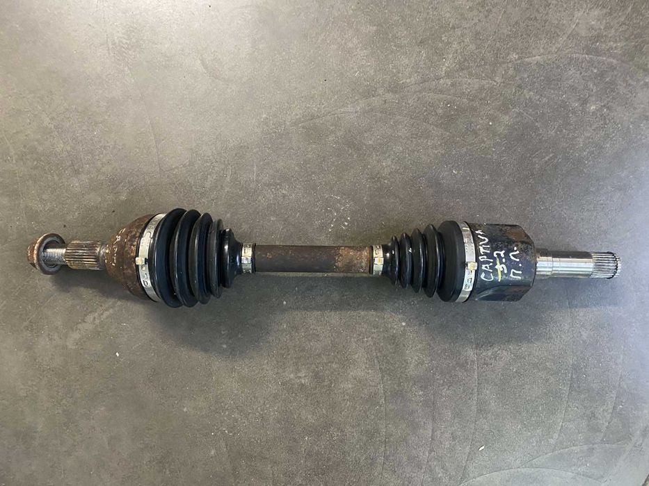 Піввісь полуось привод передній Chevrolet Captiva Opel Antara 06-11р.