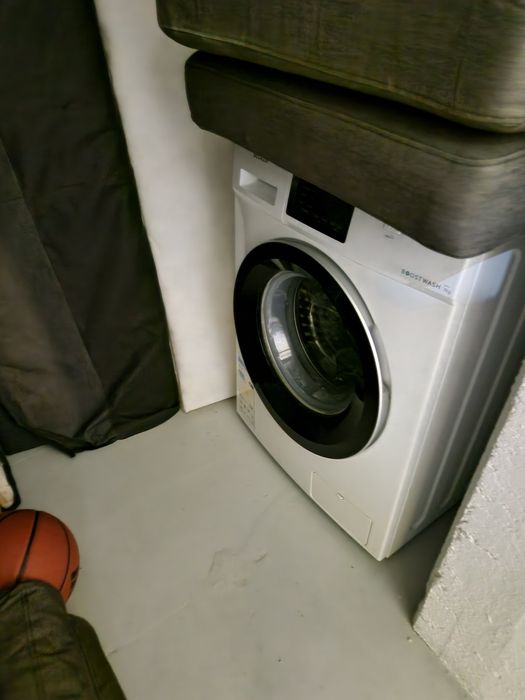 Máquina de Lavar Roupa BECKEN