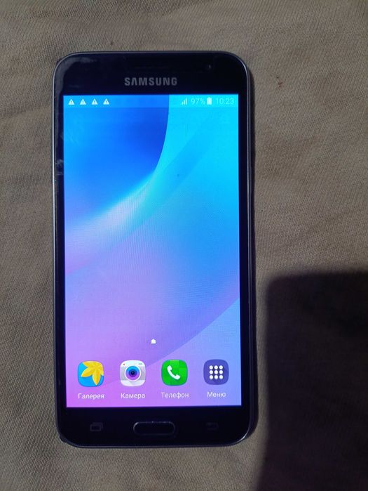 Samsung J320 2016