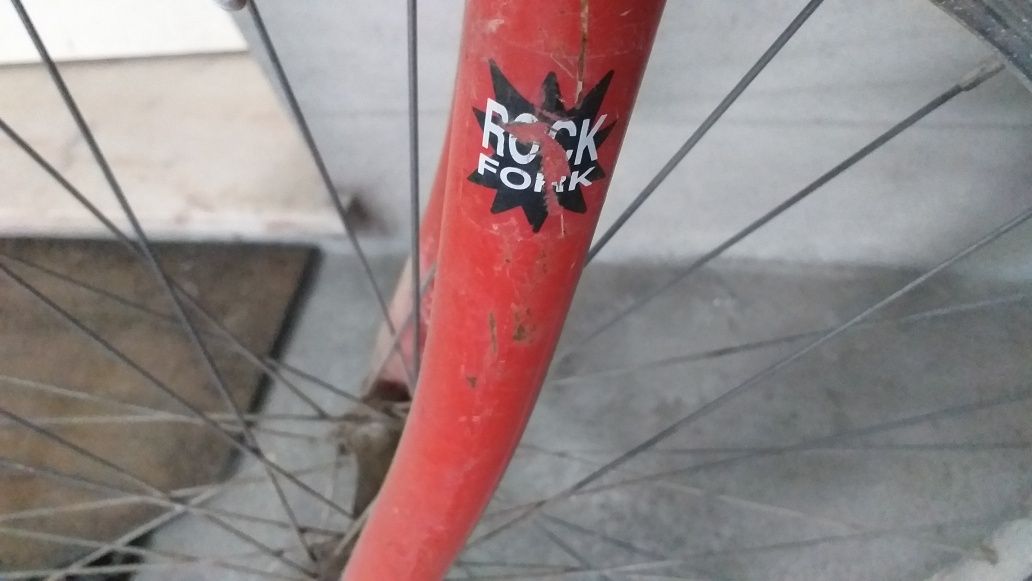 Bicicleta vermelha Indur