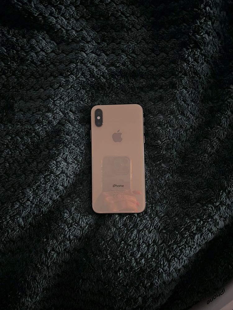 iPhone XS złoty 64GB