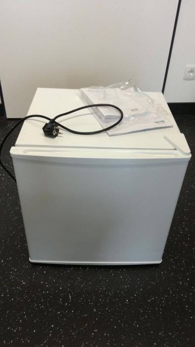 Мини-Холодильник Холодильник бар холодильник для офісу Grunhelm СКЛАД