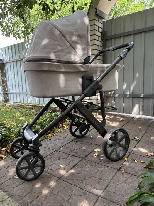 Дитяча коляска 2 в 1