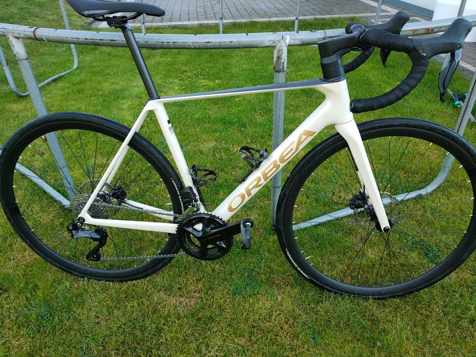 Orbea Orca M30i Di2 rozmiar 51 Ivory White/Burgundy/Vulcano