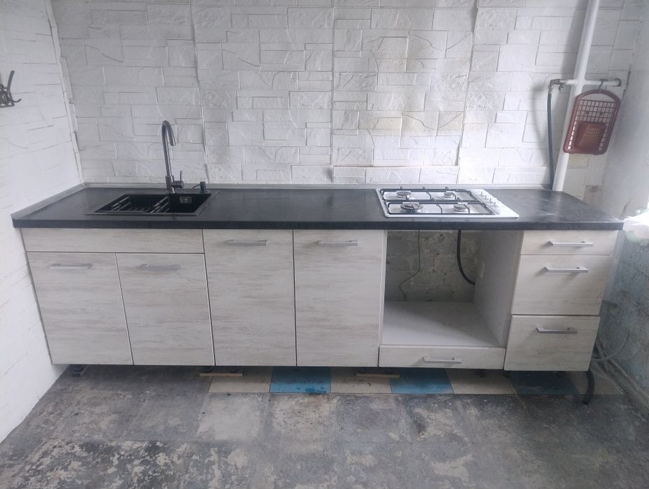 Кухонный гарнитур