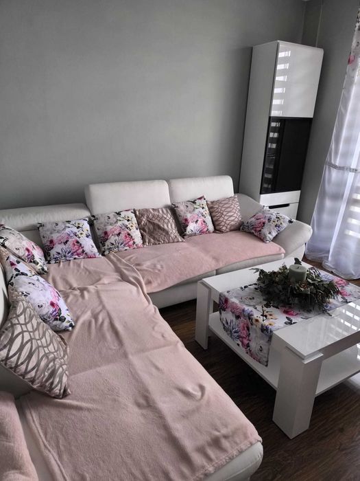 Sprzedam komplet mebli do salonu