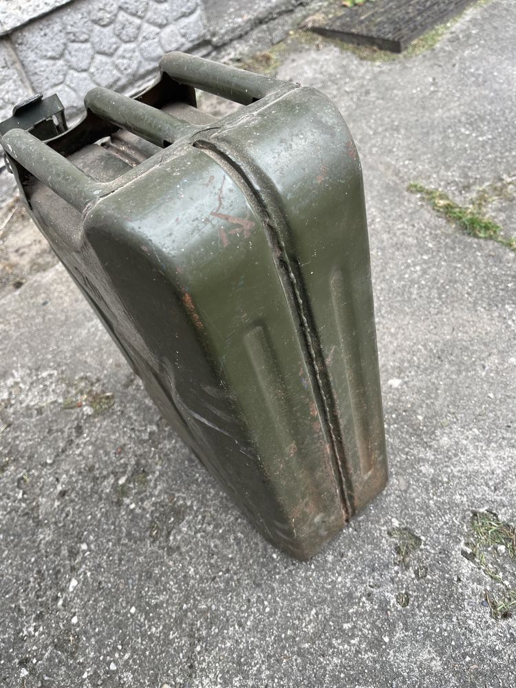 Kanister metalowy 20l zbiornik na paliwo