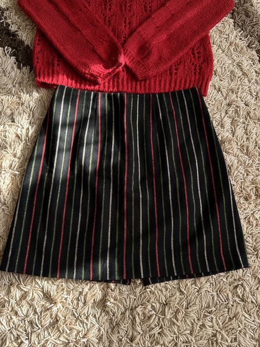 Спідниця з вовни розмір M