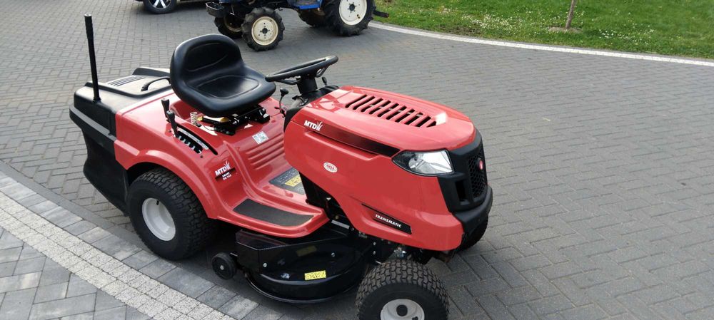 Mało używany traktorek kosiarka MTD blizniak CUB CADET LT1 2020r