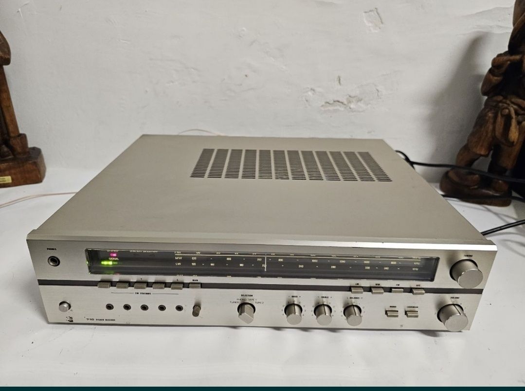 Amplituner stereo Dual CR-1710 , 2x 40 W