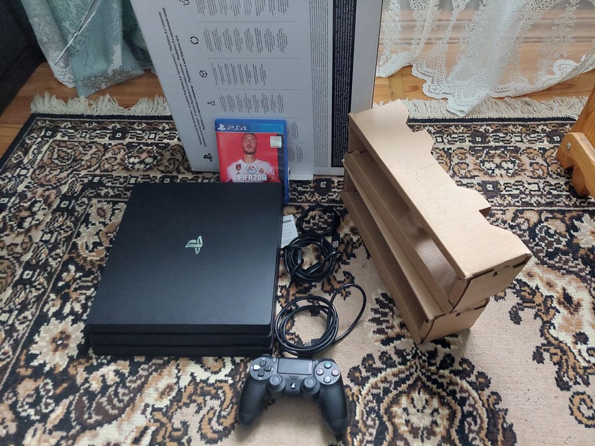 PlayStation 4 Pro остання ревізія на 1 Tb приставка ps4 pro