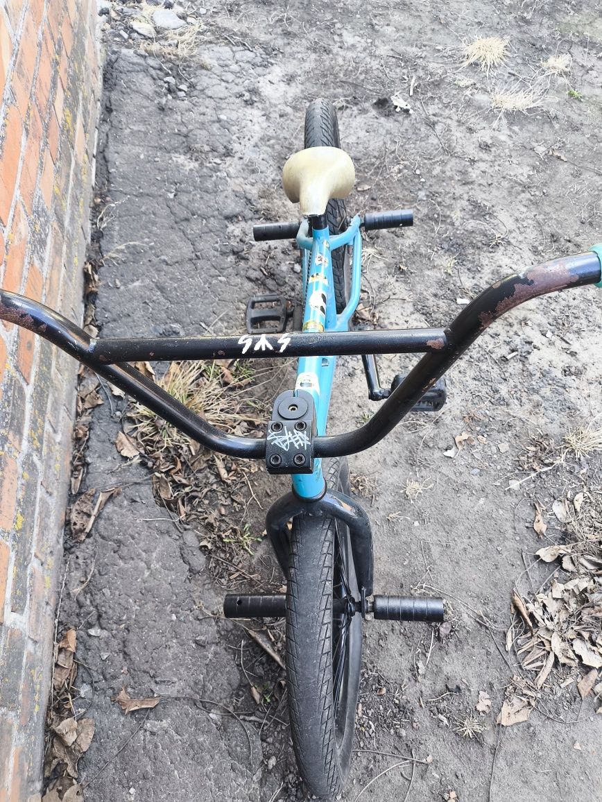 Трюковой велик BMX