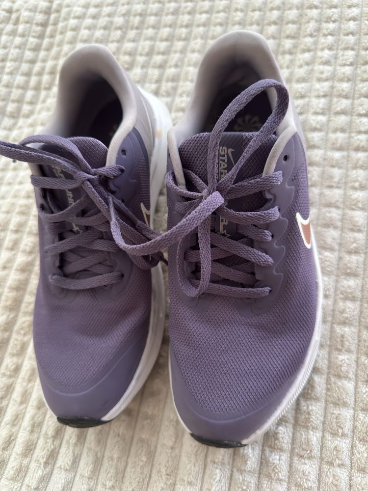 Nike starrunner just do it