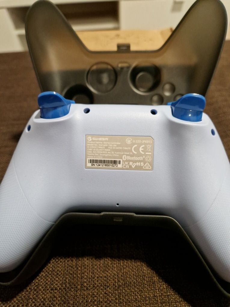 Comando Gamesir Nova Lite novo
