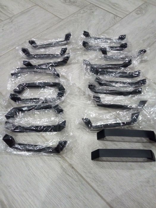 Uchwyty do mebli 20 sztuk!