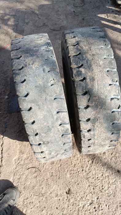 Шина 7.00-12  цельнолитая суперэластик гусматик с дисками