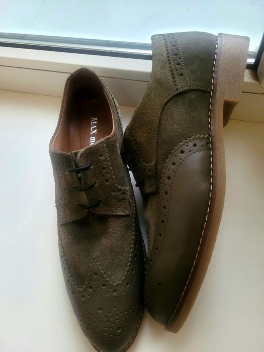 Нові, натуральні замшеві броги, туфлі з перфорацією, 40 розміру,