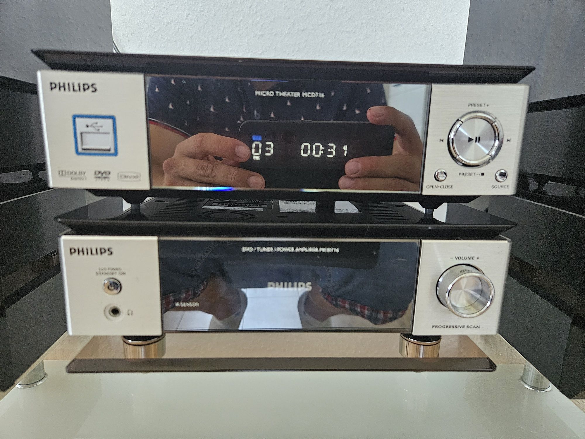 Philips mcd 716,