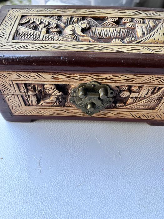 Caixa de joias Oriental vintage
