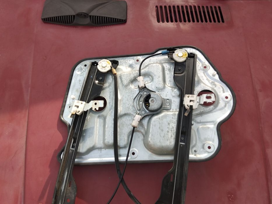 Продам механізм склопідйомника  Nissan Qashqai