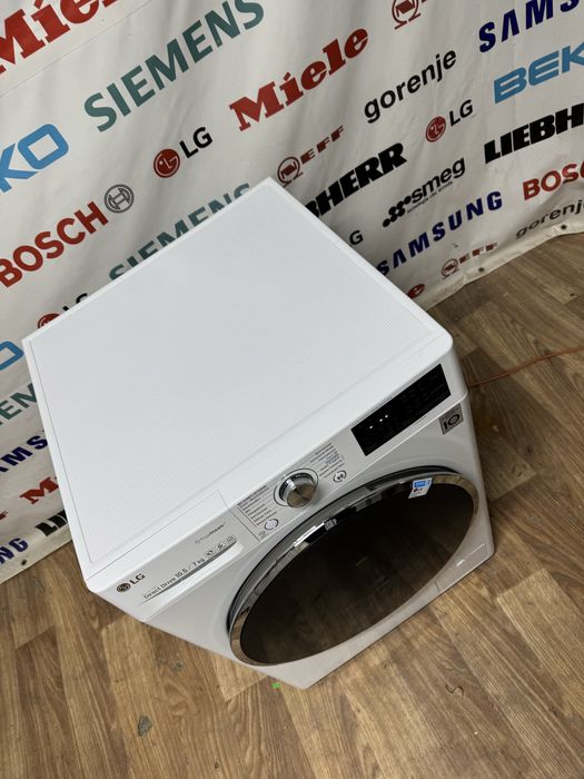 LG 10.5/7 пральна машина з функцією сушки. Wifi , пар.