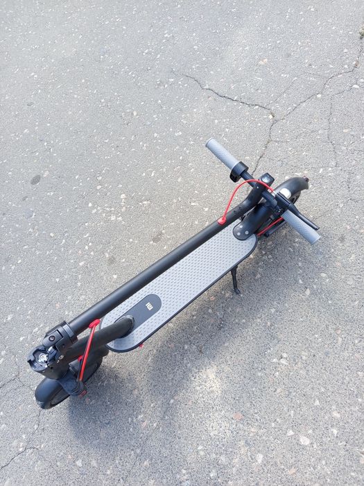 Електросамокат Xiaomi Mi Electric Scooter PRO 9,6А з амортизатором