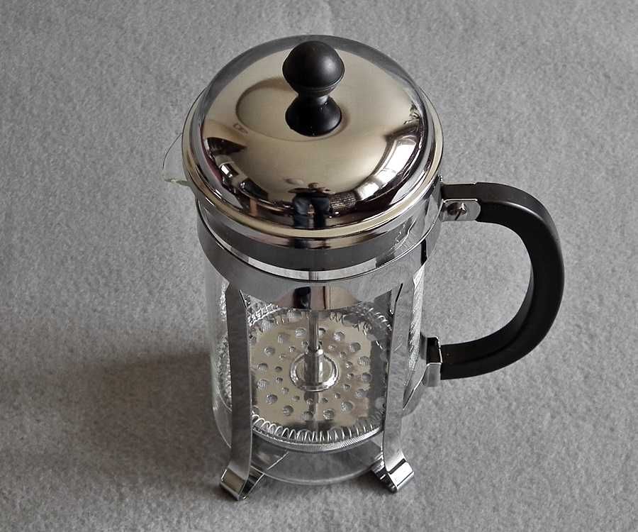 Szwajcarski zaparzacz do kawy BODUM Chambord o poj. 1,0l