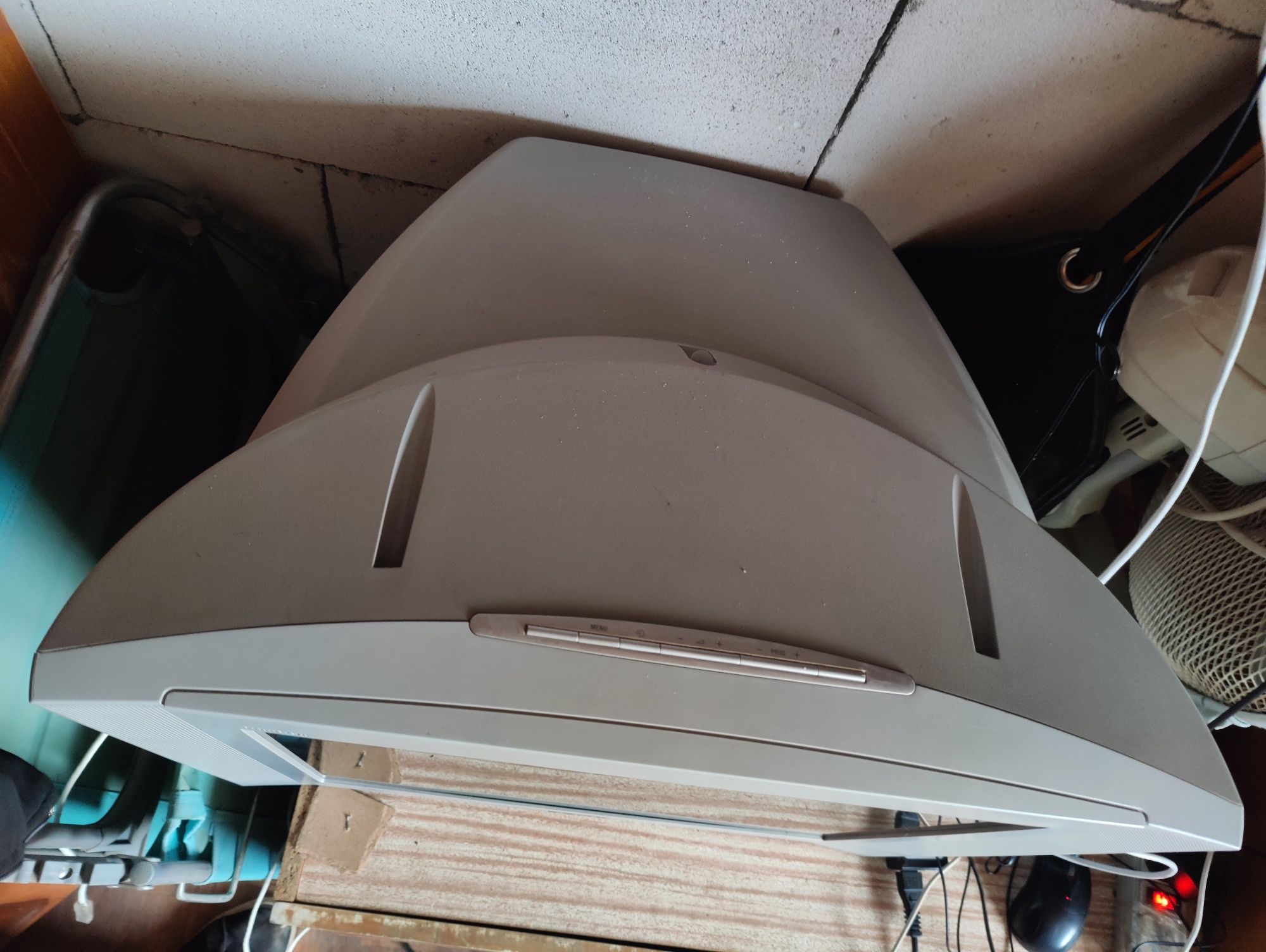 Sony Trinitron kv-21fq10k телевізор