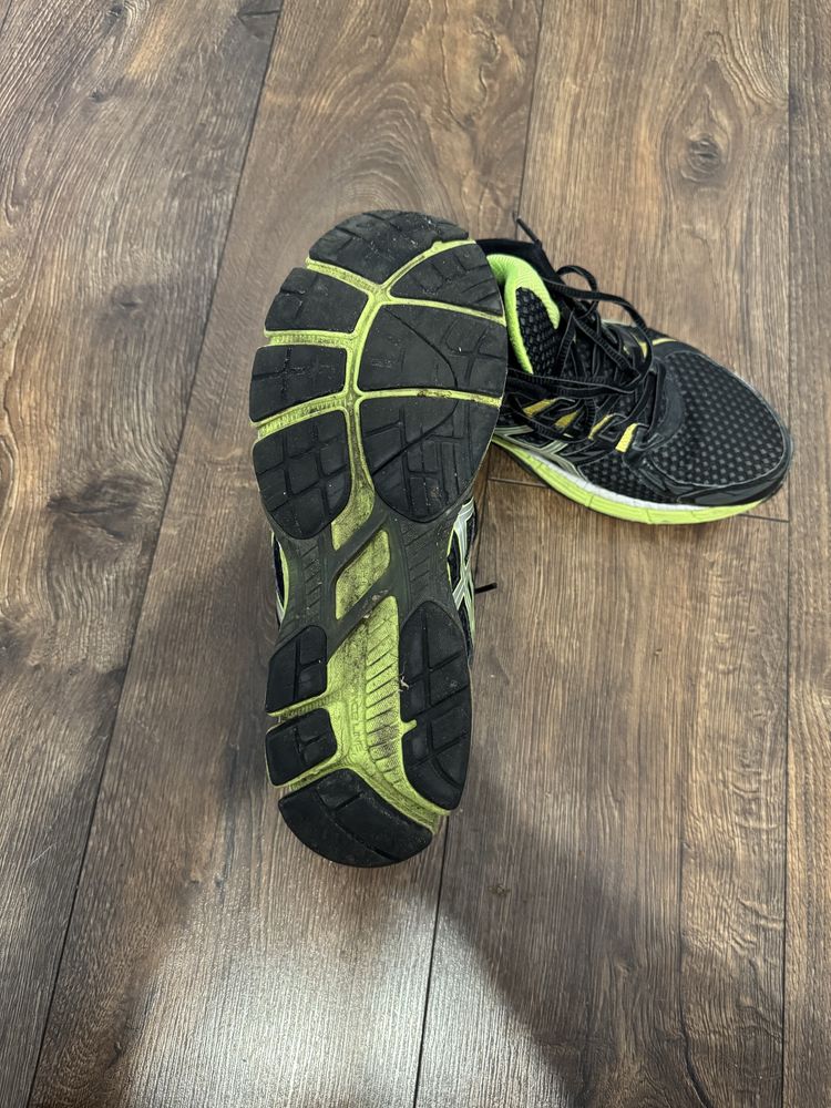Кросівки ASICS GEL-CONVECTOR 2 T50RQ. US 10.5 EUR44.5. 28.5 см