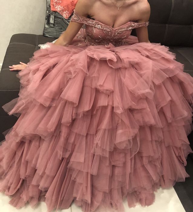 Выпускное , свадебное, нарядное бредовое платье.