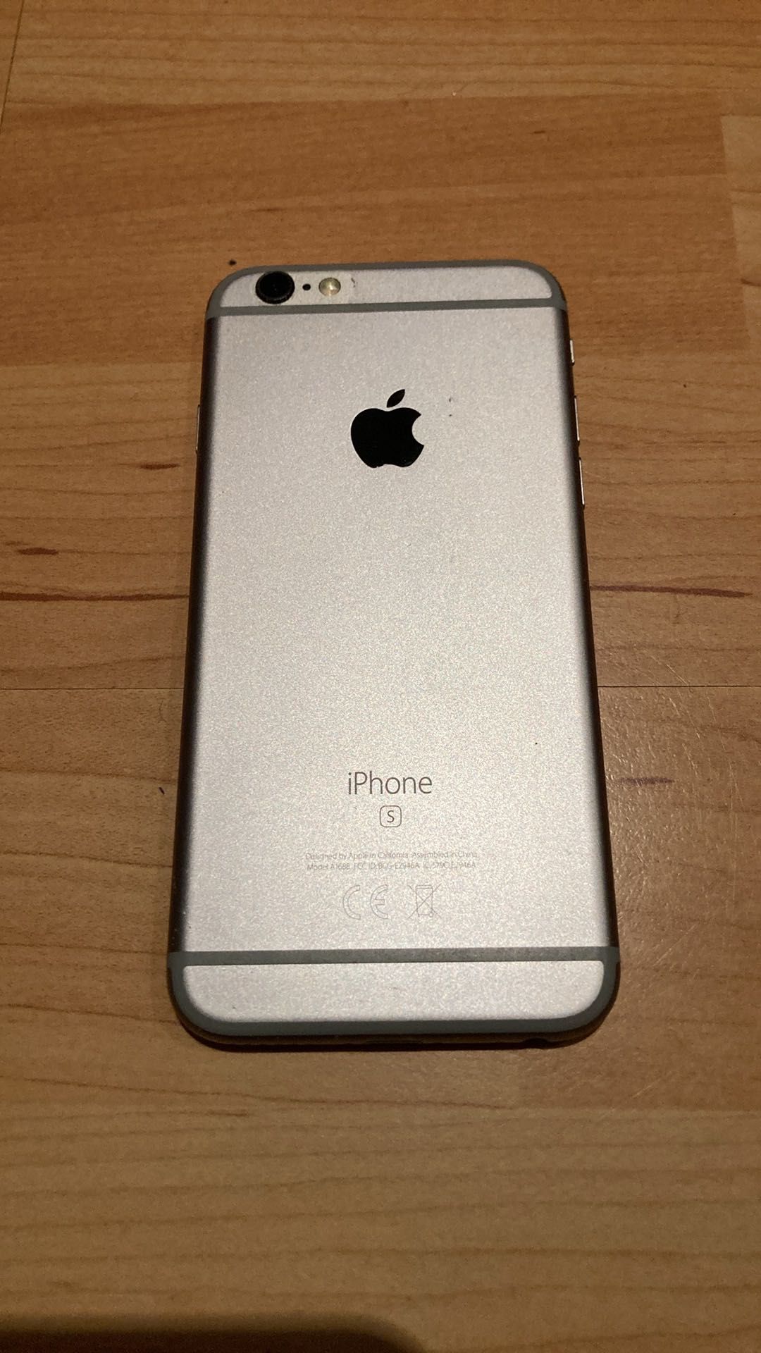 iPhone 6S uszkodzona płyta główna, reszta ok- rezerwacja