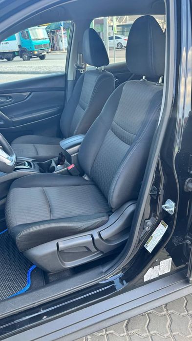 Продам нисан рог