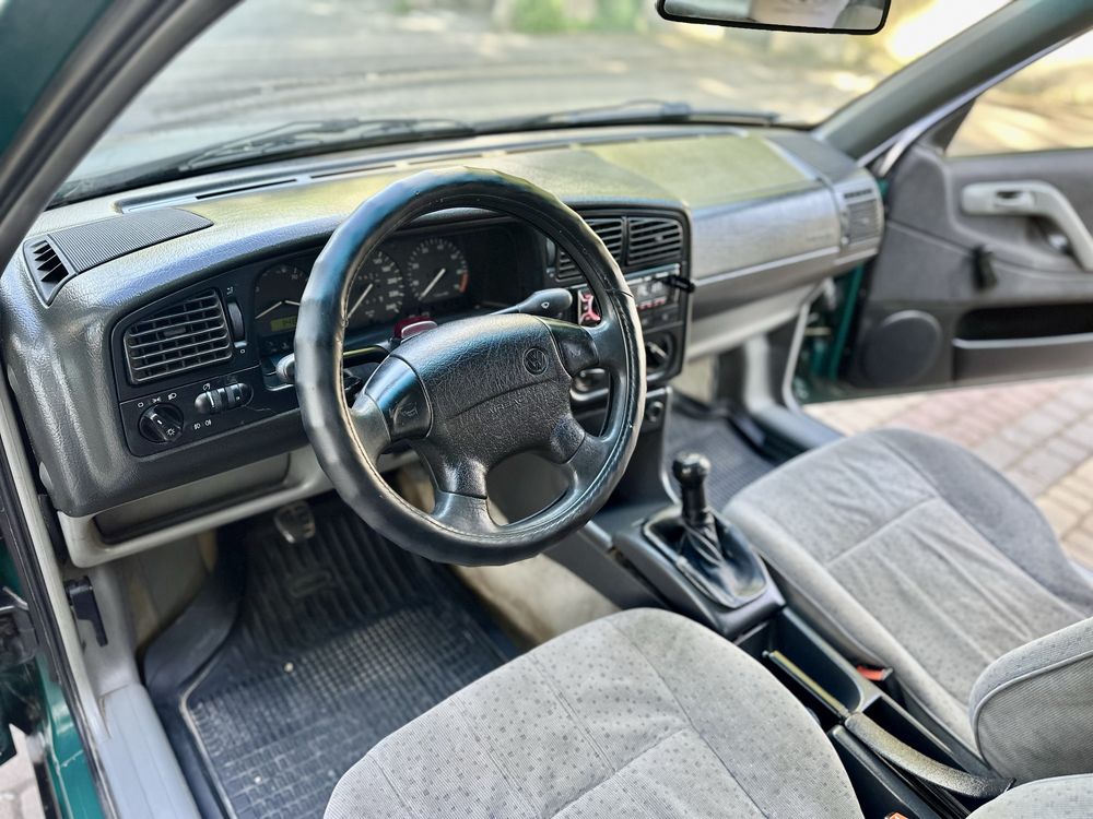 Продам Passat B4,1995 рік,2.0 Бензин.
