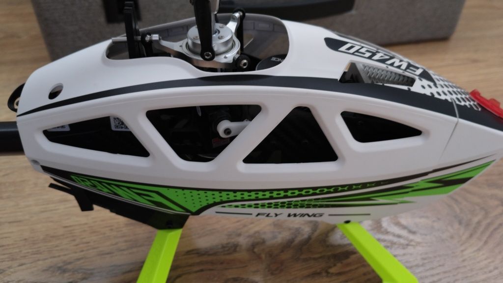 Helikopter rc FW450 GPS + 3x4000mah 100c